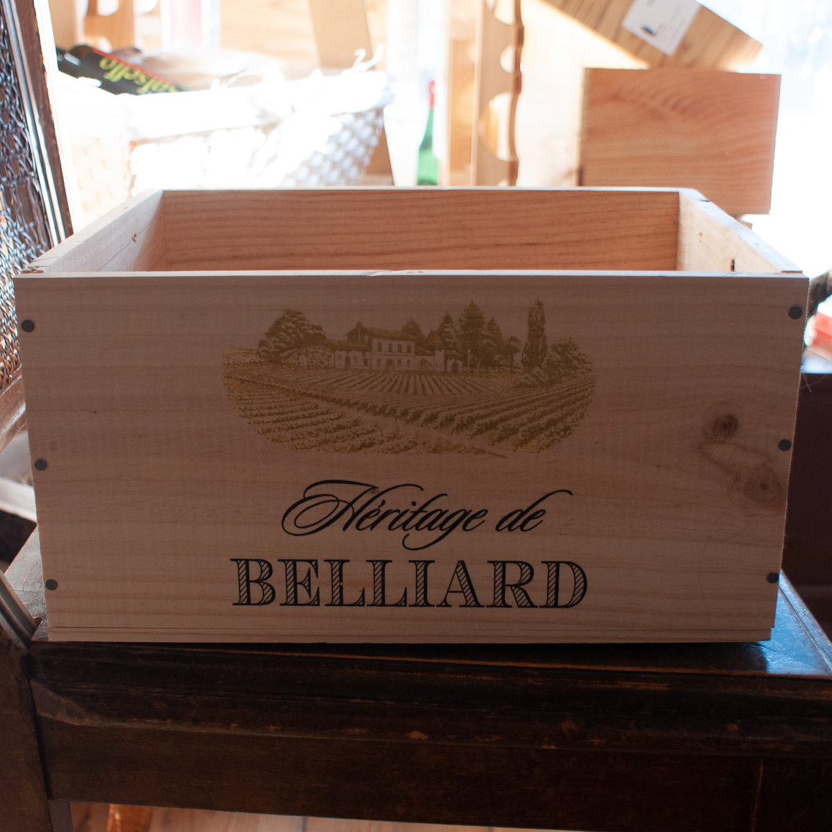 Original wine wooden case for 6 bottles from Heritage de Belliard